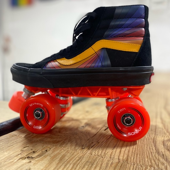 Custom Vans Roller Skates! Mens 5.5, Women’s 7 - Picture 2 of 9